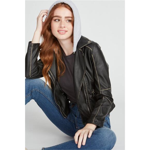 NWT Vigoss Black Faux Leather Moto Jacket - Medium - Picture 3 of 10